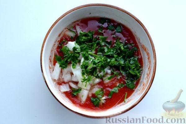 Долма с рыбным фаршем и гречкой, в томатном соусе