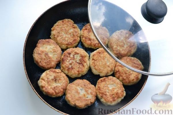 Рыбные котлеты из хека с сыром и отрубями