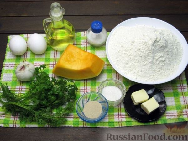 Тыквенные пампушки с чесноком и зеленью