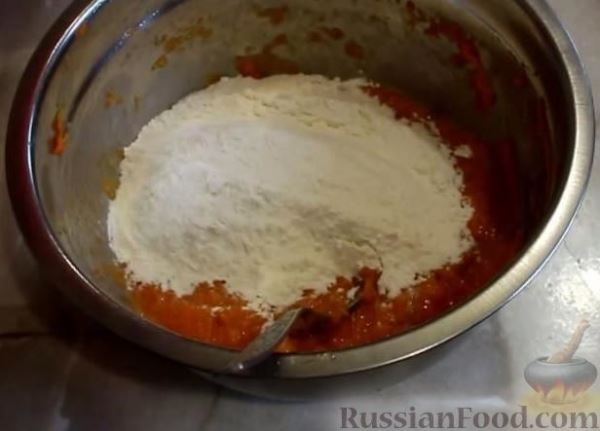 Тыквенный рулет с курицей и грибами